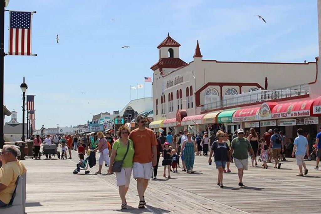 Watson'S Regency Suites Ocean City Eksteriør billede